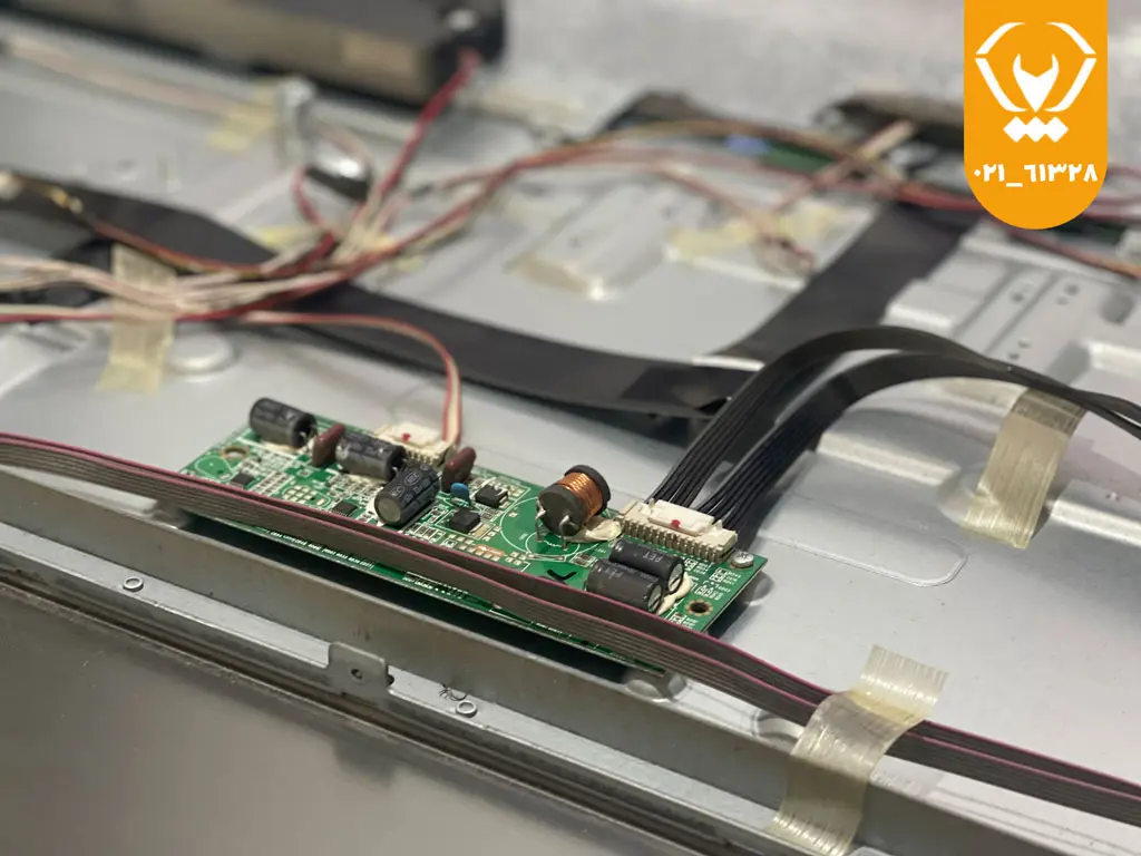 خاموش شدن ناگهانی تلویزیون پاناسونیک به دلیل خرابی مین برد